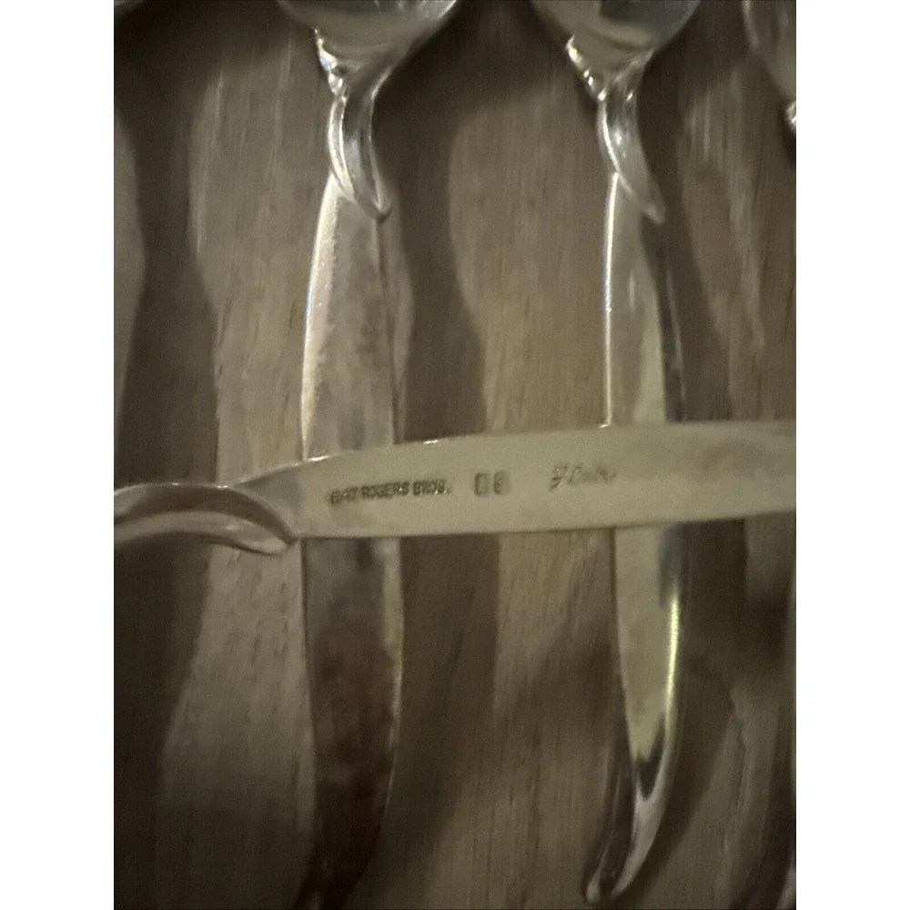 7 PCs 1847 Rogers Bros Teaspoons Flair‎ Pattern Silverplate Flatware